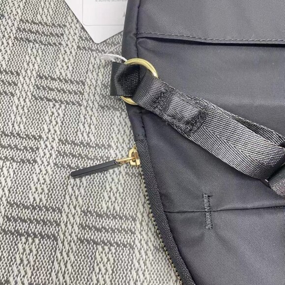 Lululemon All Night Festival Bag 5L - Picture 5 of 7